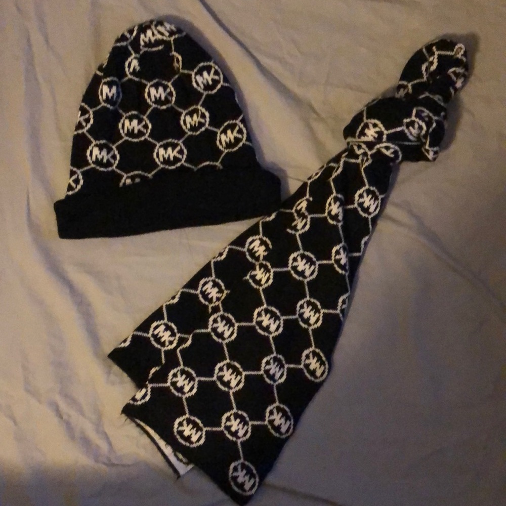 Michael Kors winter hat and scarf set